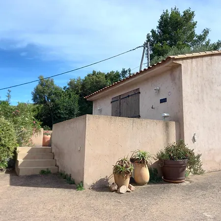 Mini 1 Piece 21 M2 Pour 2 Personnes Piscine Partagee Climatisation Porto-Vecchio (Corsica)