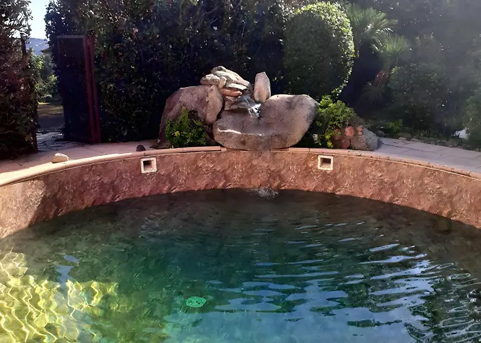 Mini 1 Piece 21 M2 Pour 2 Personnes Piscine Partagee Climatisation Appartement Porto-Vecchio (Corsica)